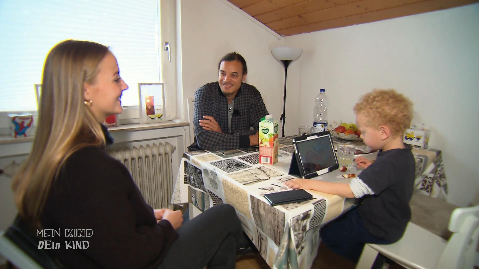 Johns Sohn Nero hat sein eigenes Tablet!