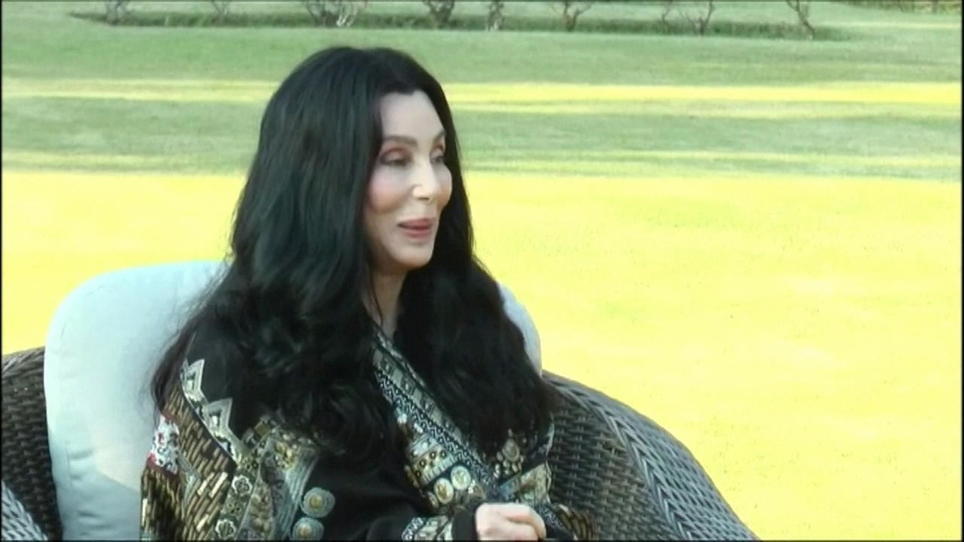 Cher Rettet Den Einsamsten Elefanten