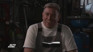 Frank muss sich im Büro verkriechen...