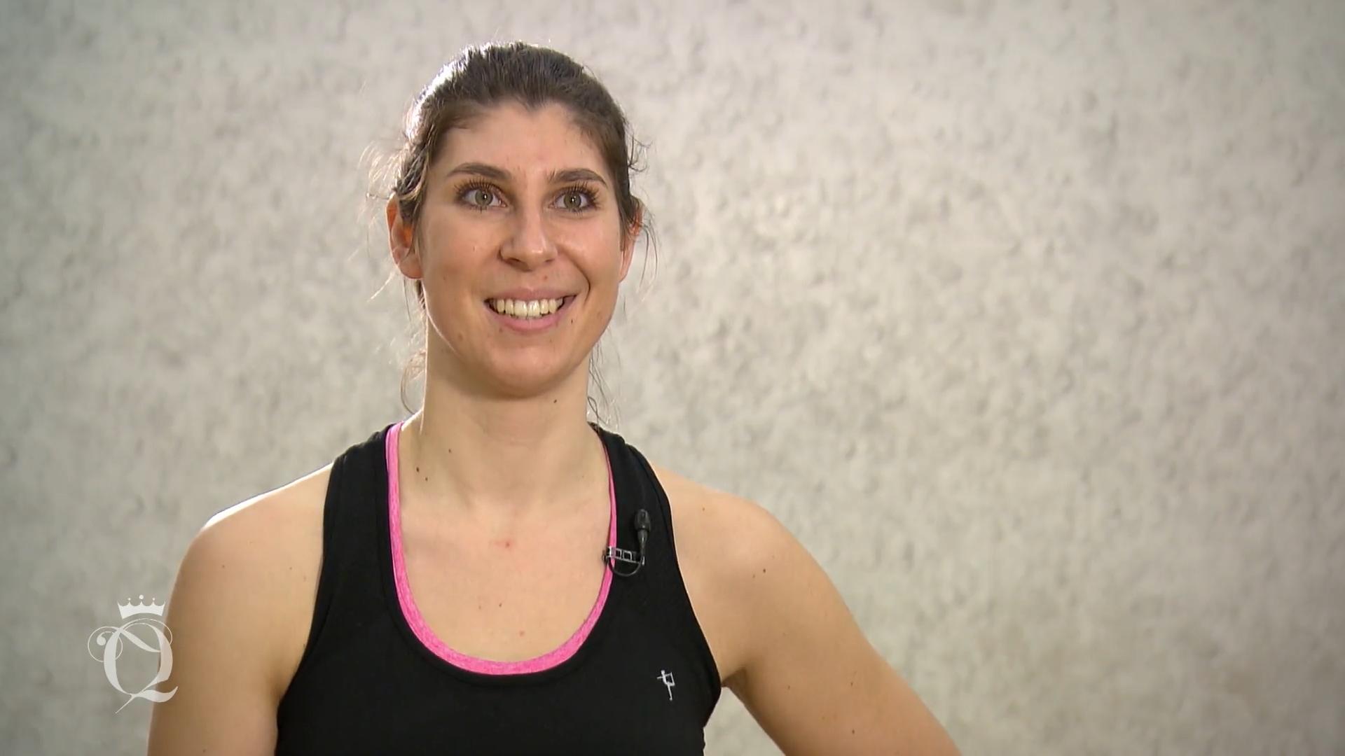 Marina powert sich am liebsten beim Squash aus