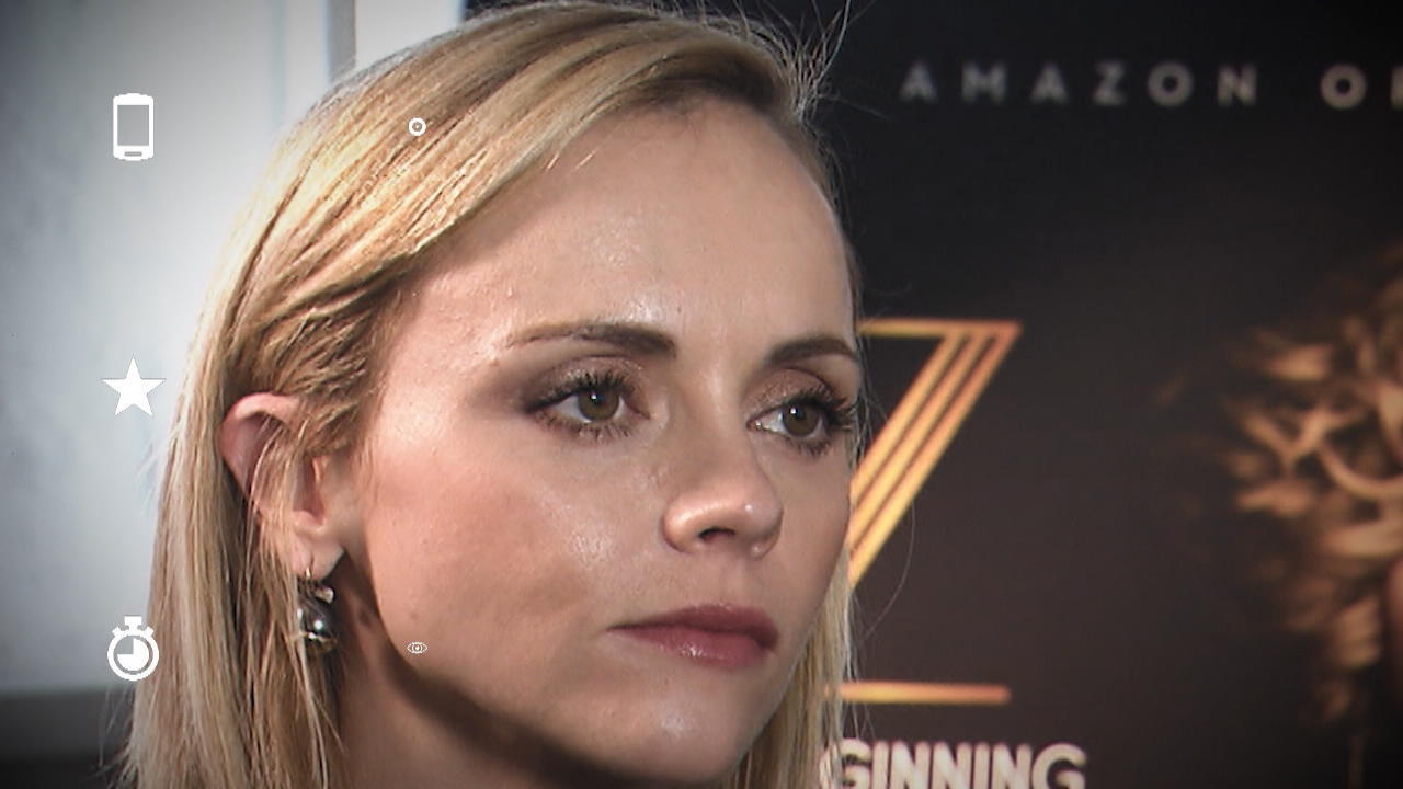 Christina Ricci zeigt ihre blauen Flecken