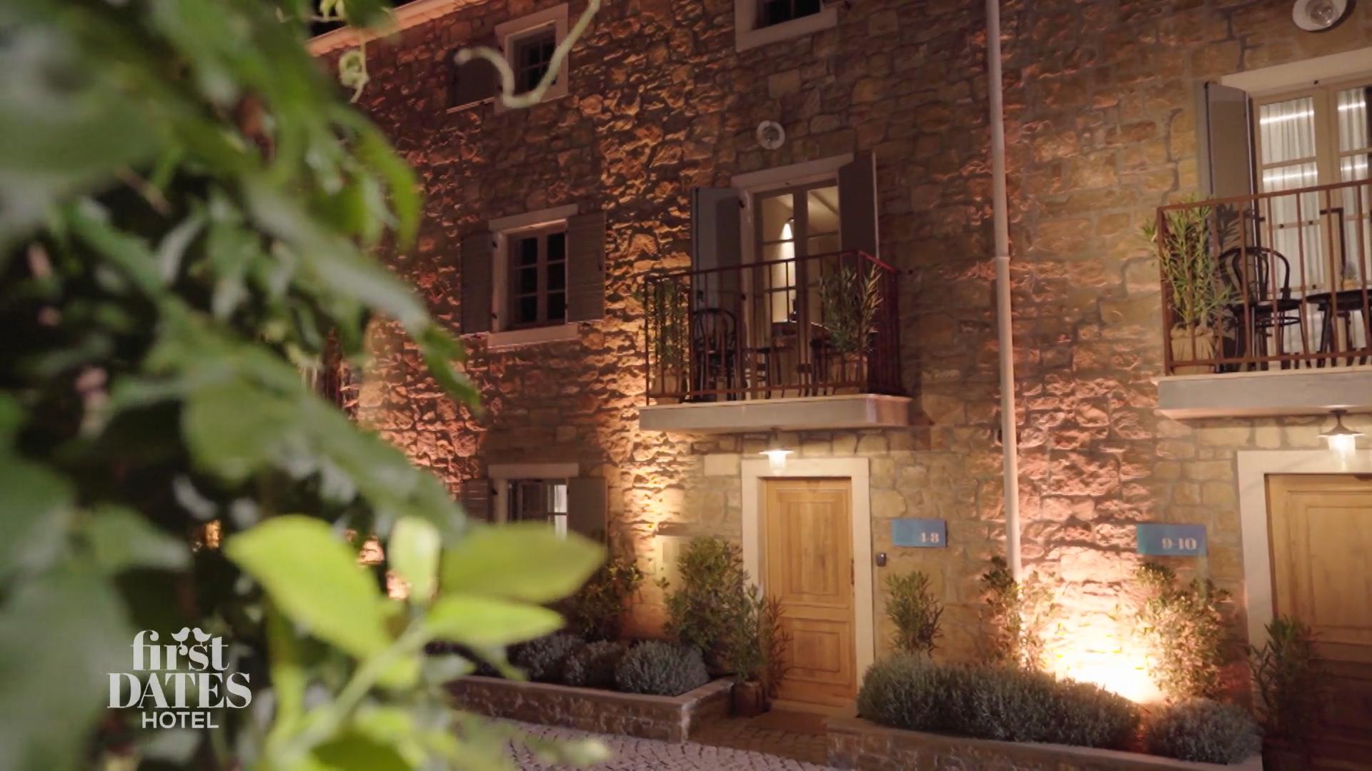 Nachts im First Dates Hotel