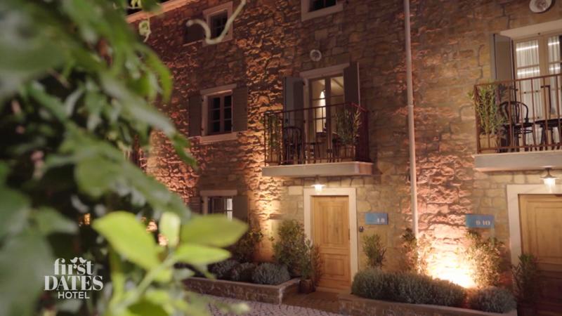 Nachts im First Dates Hotel