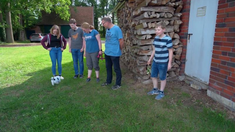 Zur fünfköpfigen Familie kommt ein zweiter Hund dazu