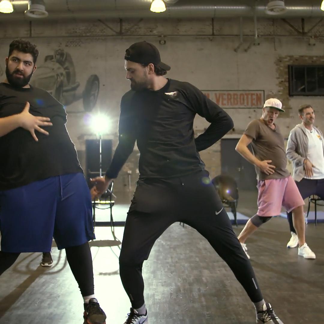 Das erste Tanztraining für die "Men's Night"