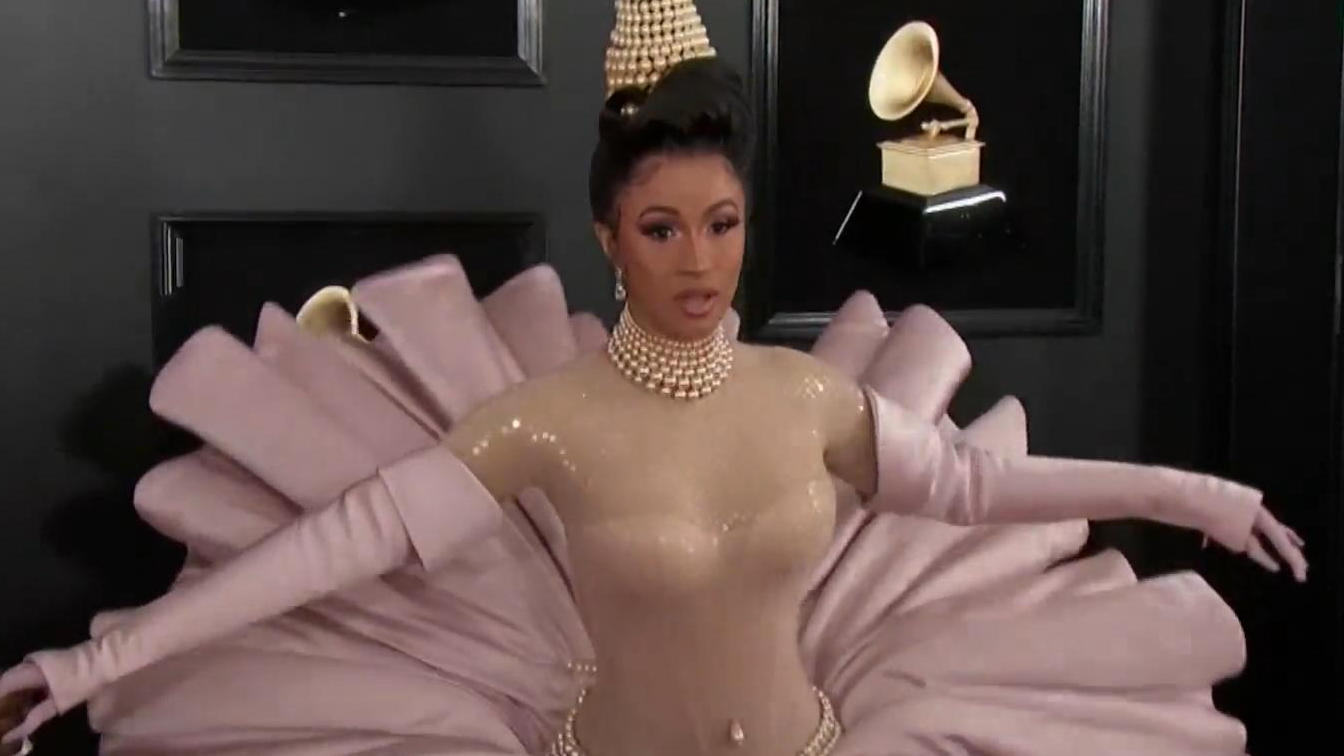 Rapperin Cardi B. zeigt sich ungeschminkt