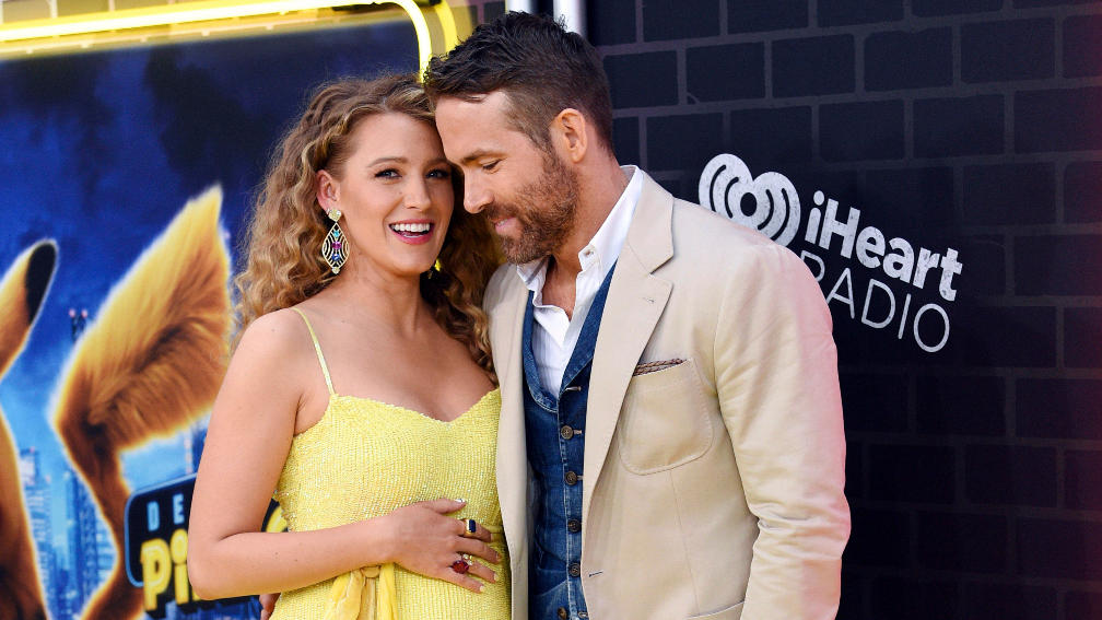 Blake Lively: Hier färbt Ryan Reynolds ihr die Haare