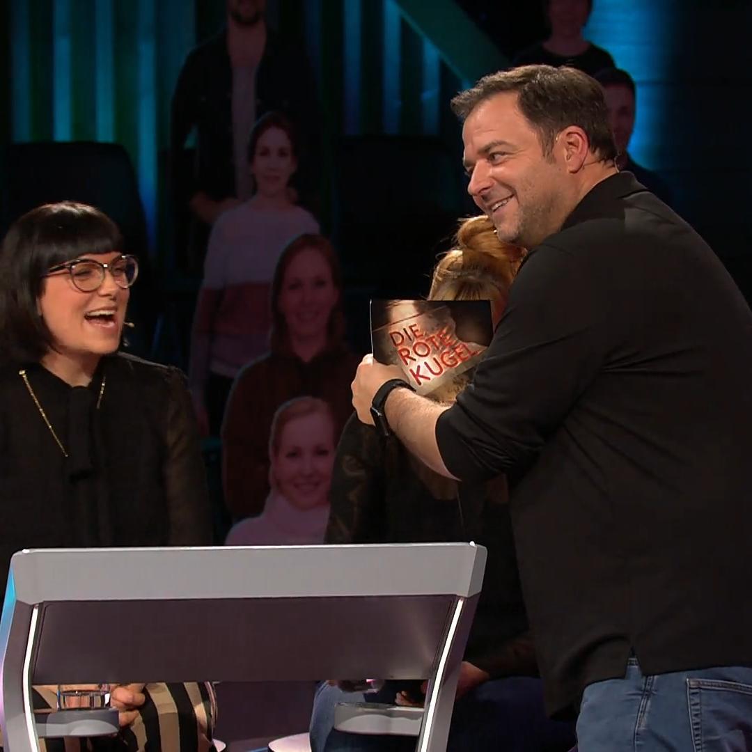 Die "Alpaka-Schwestern" bei Martin Rütter in der Show