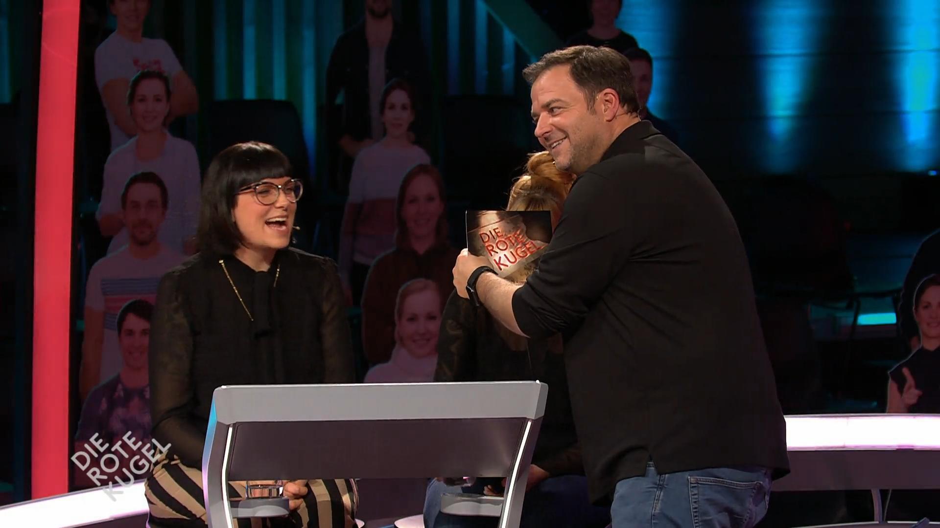 Die "Alpaka-Schwestern" bei Martin Rütter in der Show