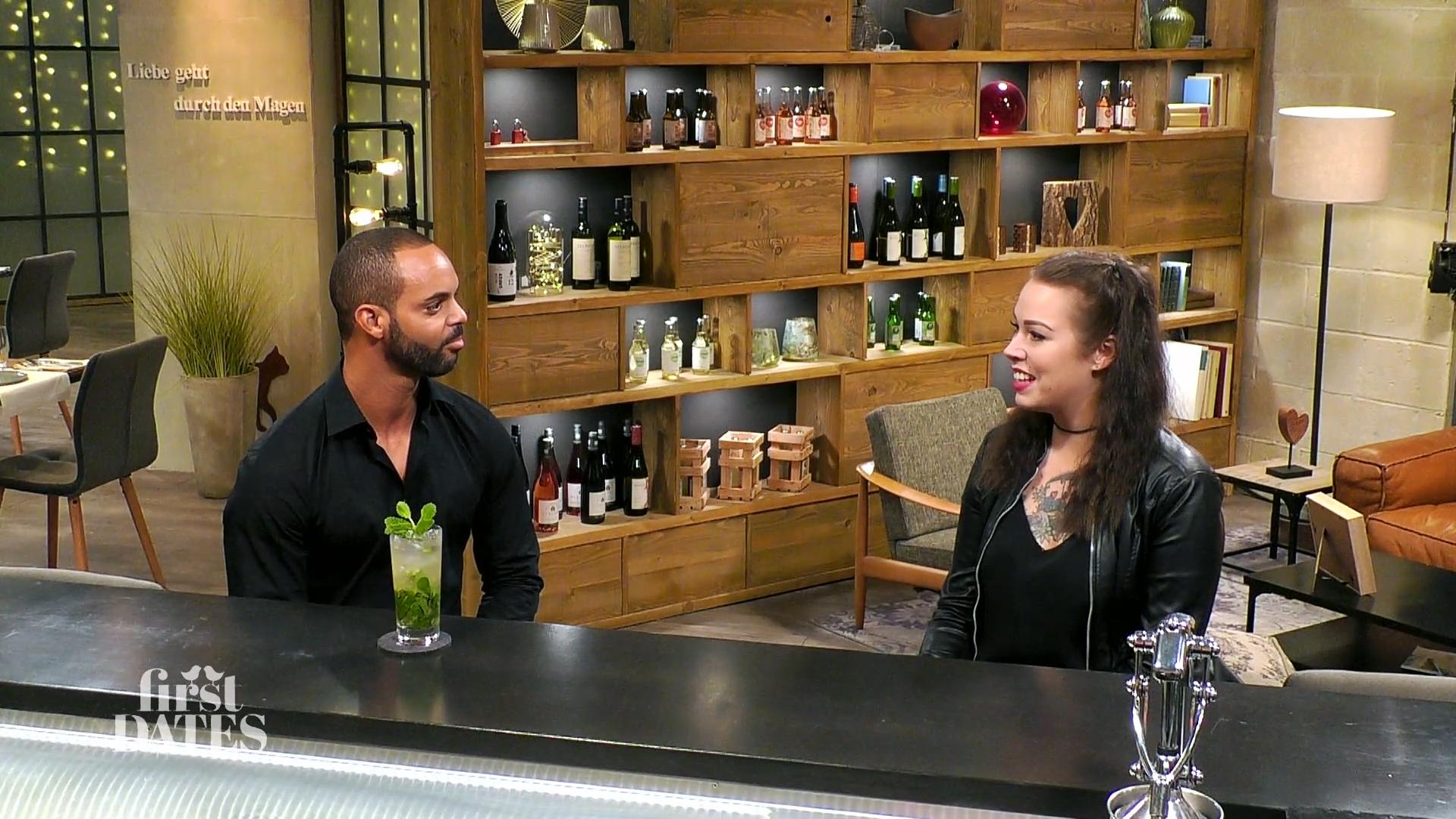 Sascha findet Janines Tattoo ist "nicht normal"