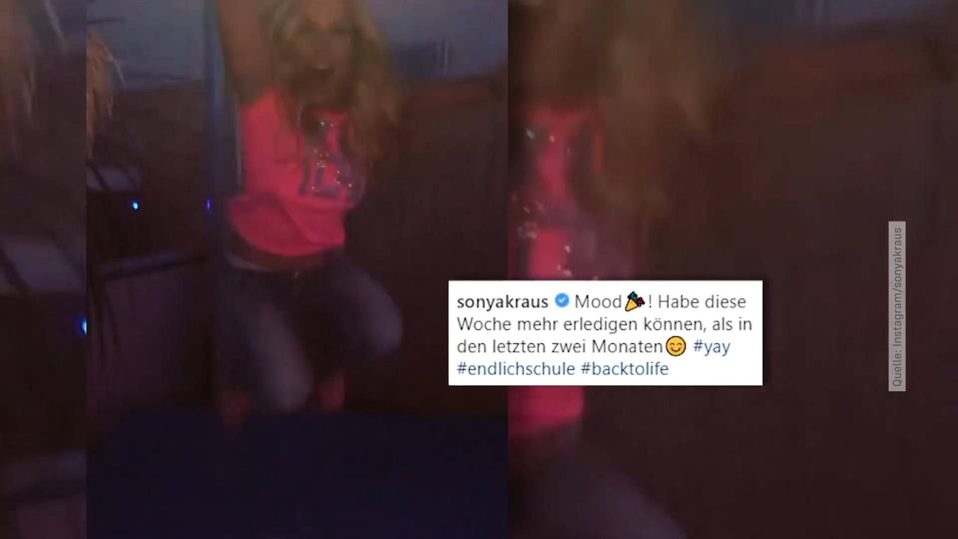 Sonya Kraus feiert Wiederbeginn der Schule