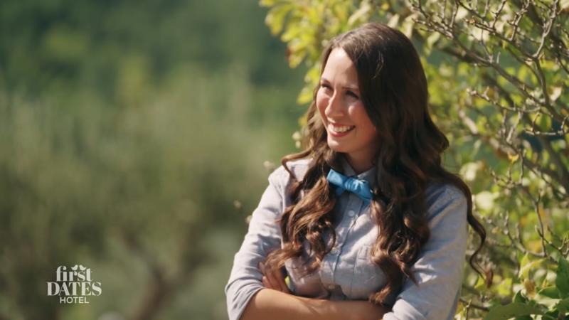 Mariella lässt sich kroatische Flirttipps geben