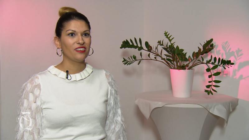 Zeyneps Konkurrentinnen bewerten ihren Look