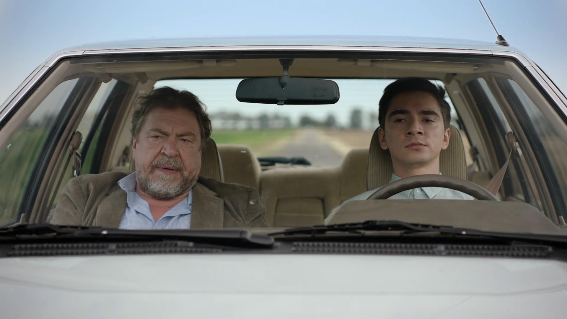 Toni lernt Autofahren