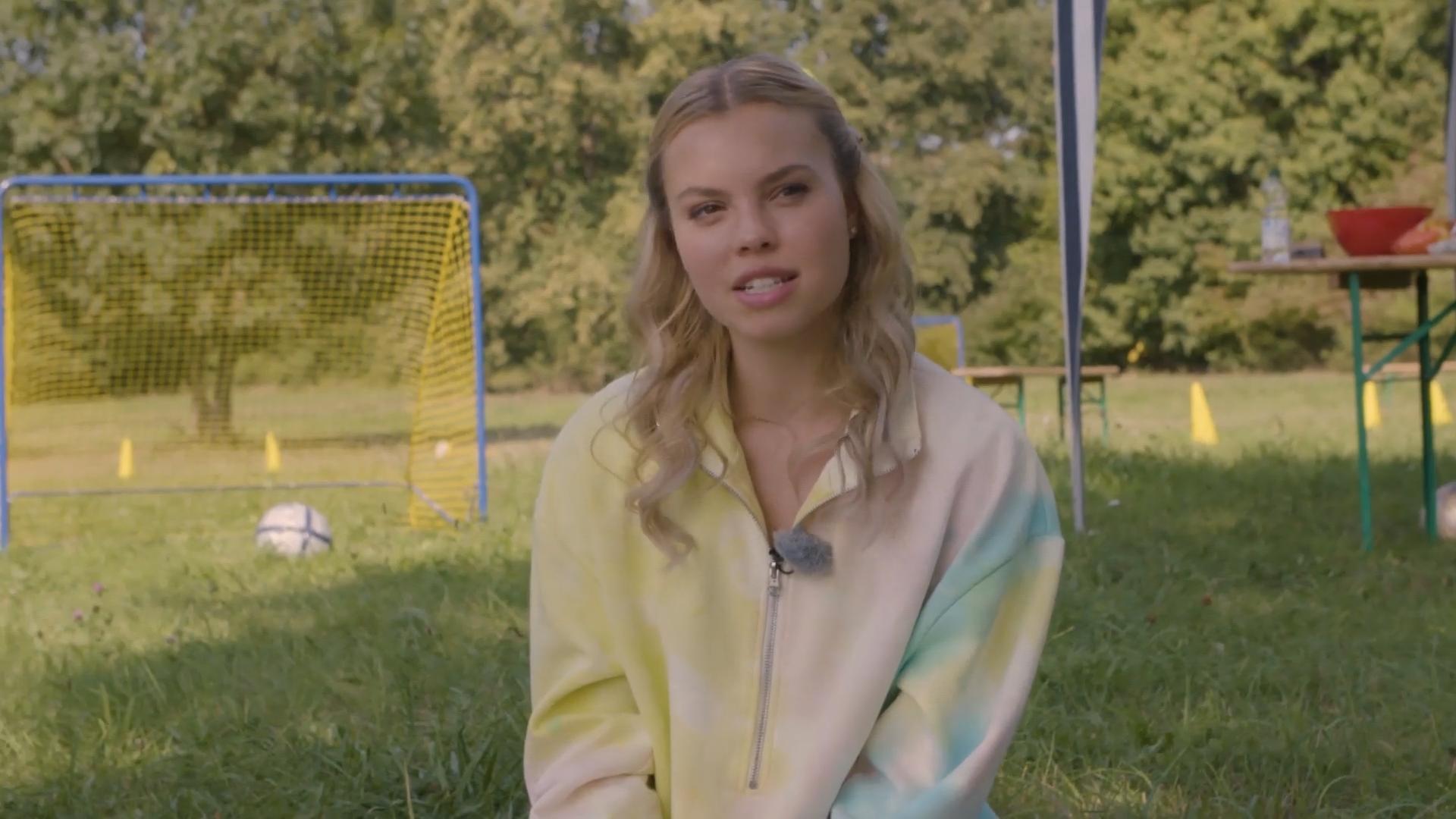 Amber Bongard & Lea Zoe Voss im Interview - Teil 2