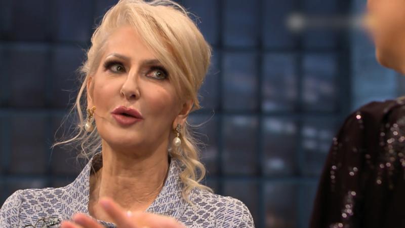 Désirée Nick vergleicht Helene Fischer mit einem Huhn!