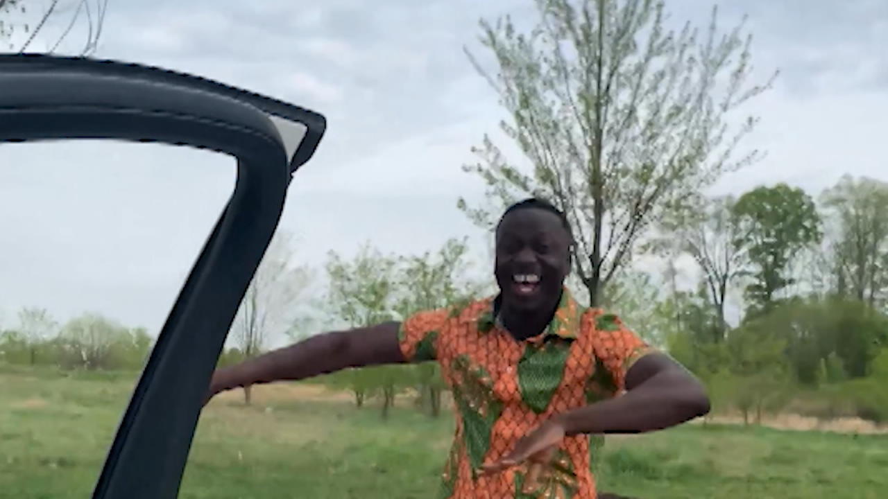 Mufasa: ER steckt hinter dem "It's Friday then"-Internethit