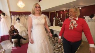 Anke muss ihr Kleid auf Anhieb finden