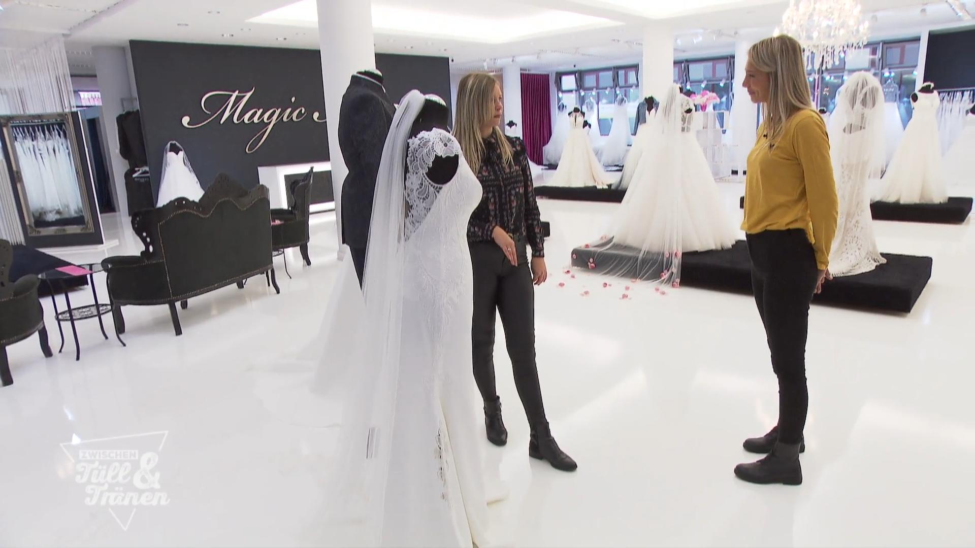 Brautkleidsuche oder Model-Wettbewerb?