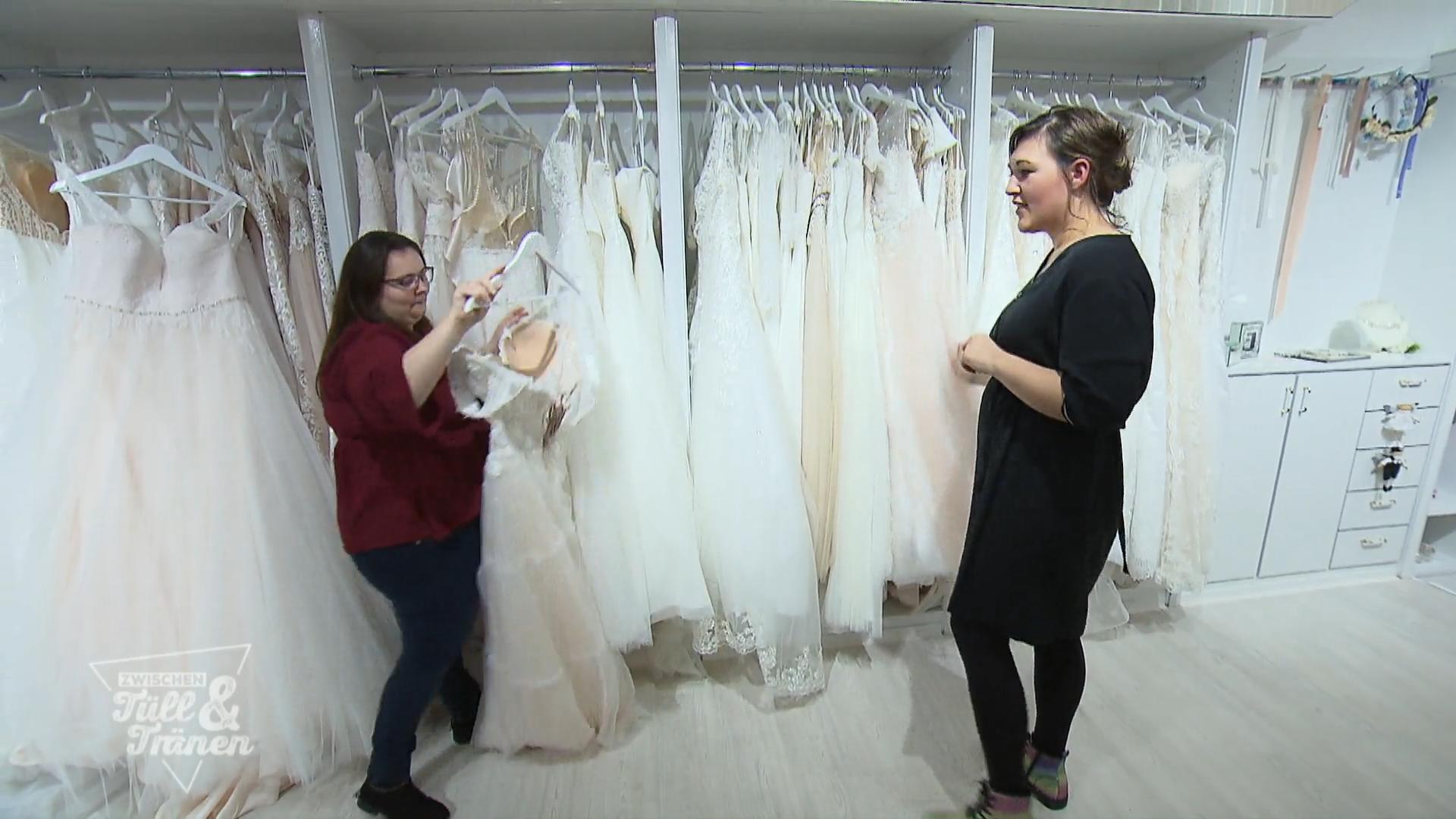 Könnte schwierig werden mit Angelinas Traumkleid