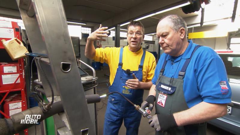 Ein Opel Zafira hat ein Abgasproblem