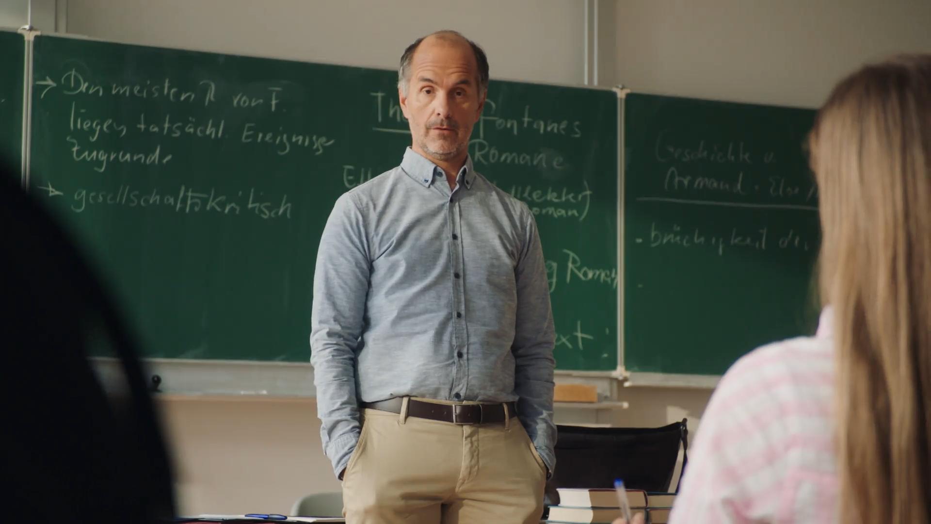 Lehrer Tilo Neumann stellt die Fragen aller Fragen