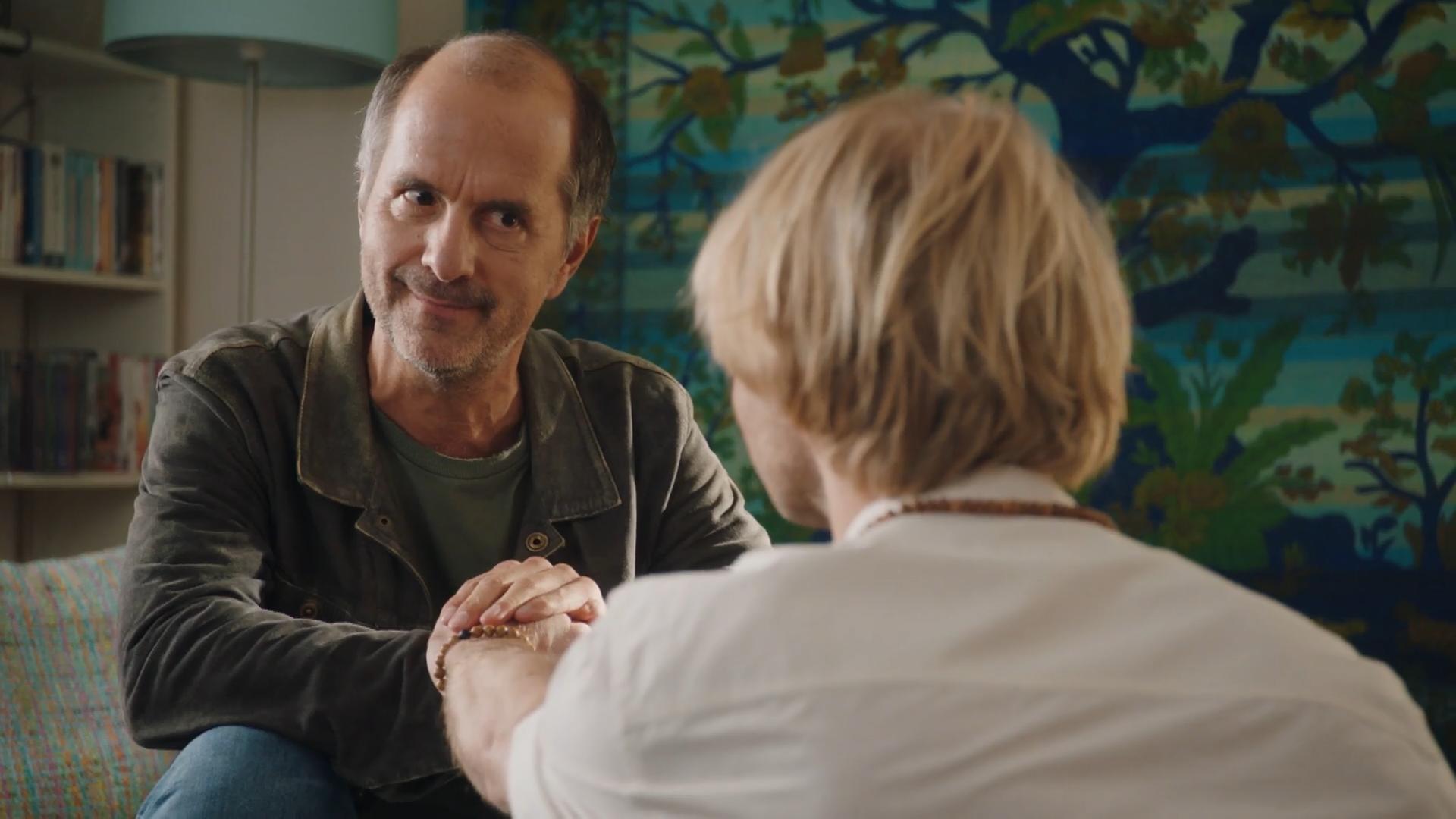 Tilo schreitet zur Hilfe-Tat