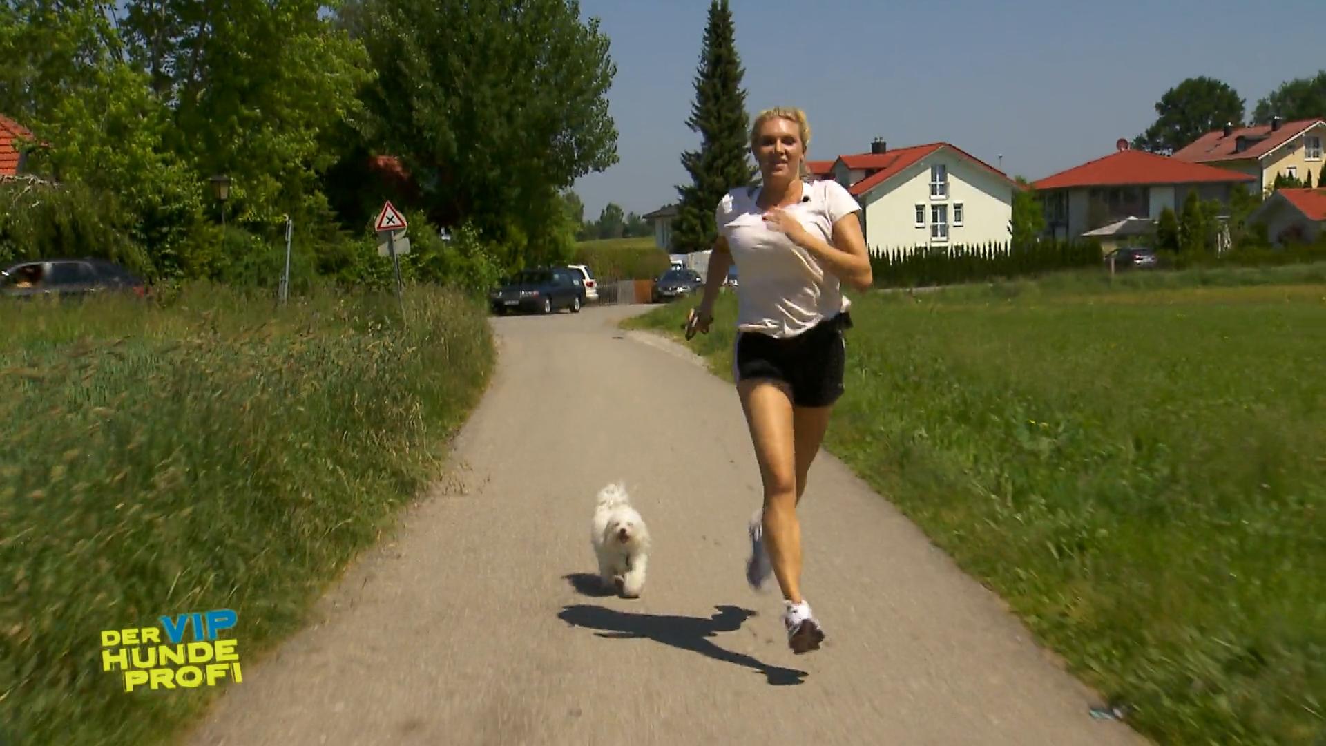 Jeden Tag Sport für Magdalena und Hündin Angel