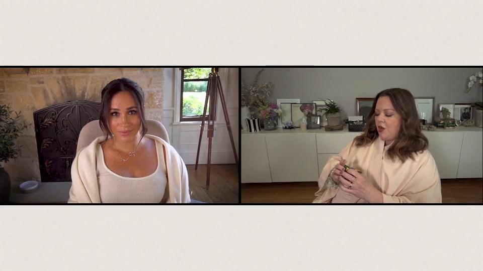 Meghan Markle und Melissa McCarthy albern rum