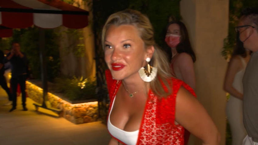 Evelyn Burdeckis leistet sich Fashion-Fauxpas