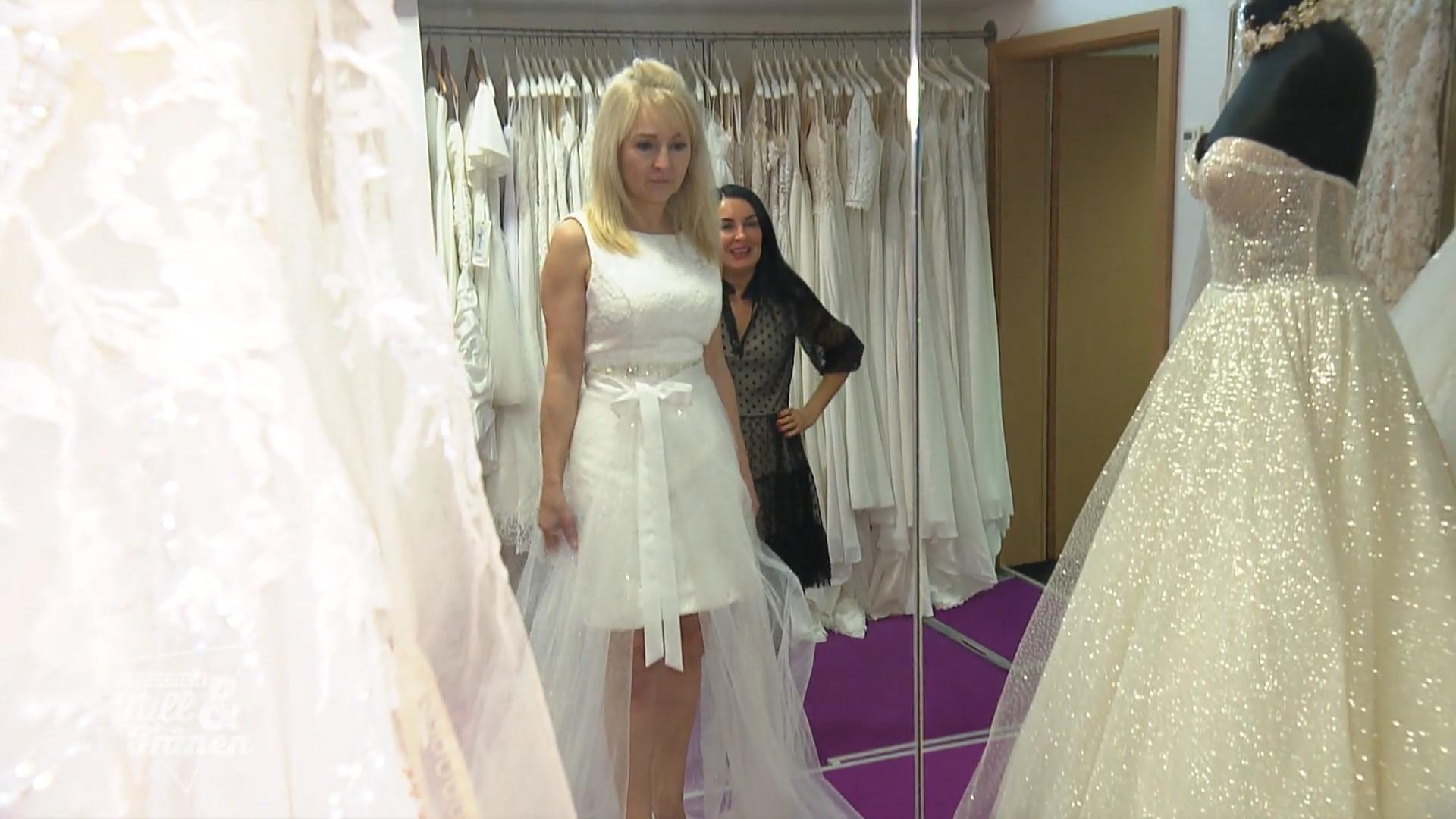 Welches Kleid passt zu einer kleinen Braut?