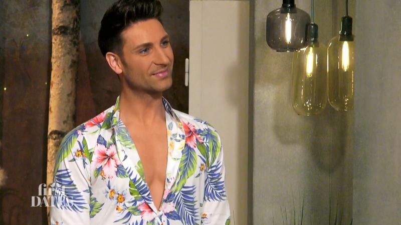 Heiße Mischung aus sexy und mit Köpfchen