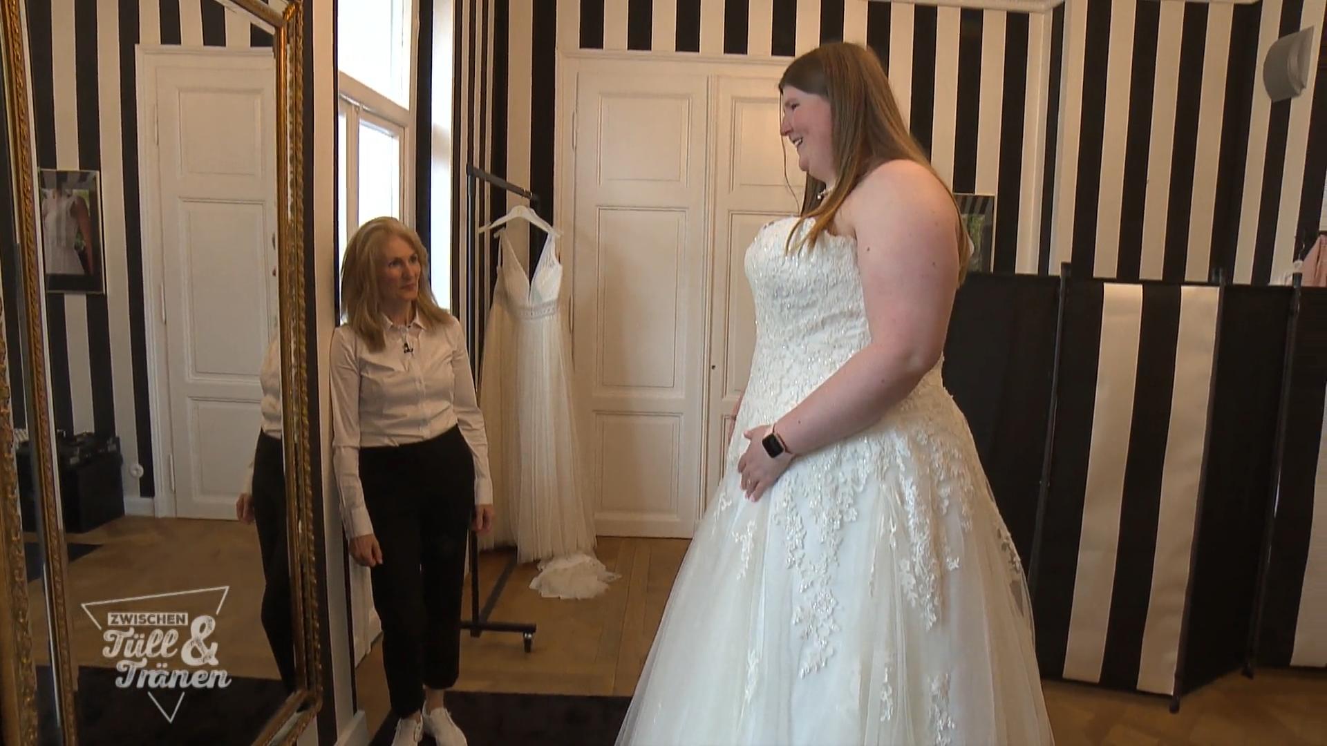 Brautkleid soll gemeine Kritik vergessen lassen