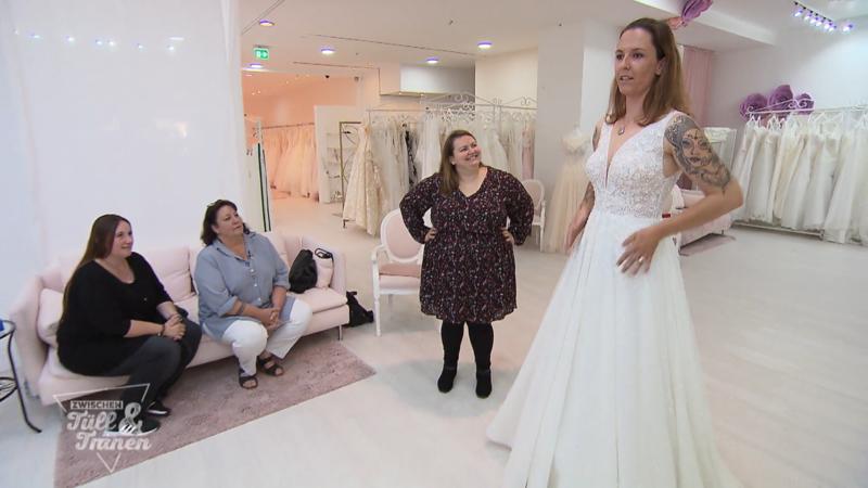 Wird es doch ein Kleid mit Glitzertüll?