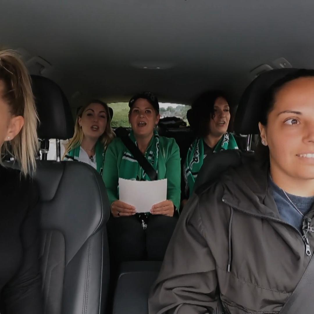 Lorena und Kim kriegen nicht viel auf die Kette
