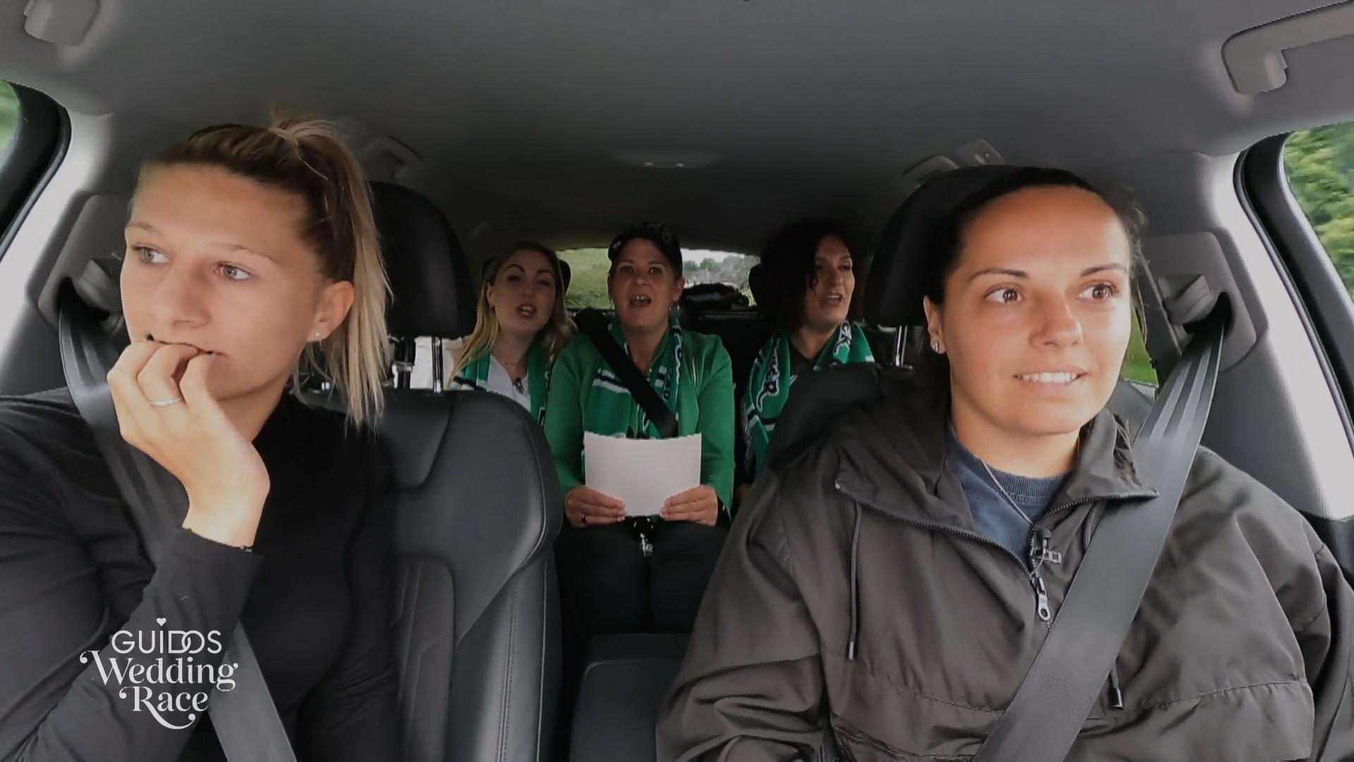 Lorena und Kim kriegen nicht viel auf die Kette