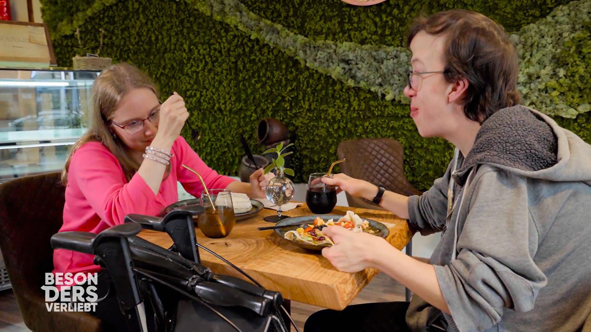 Bei Tobias und Jessica wird es schon ganz schön ernst