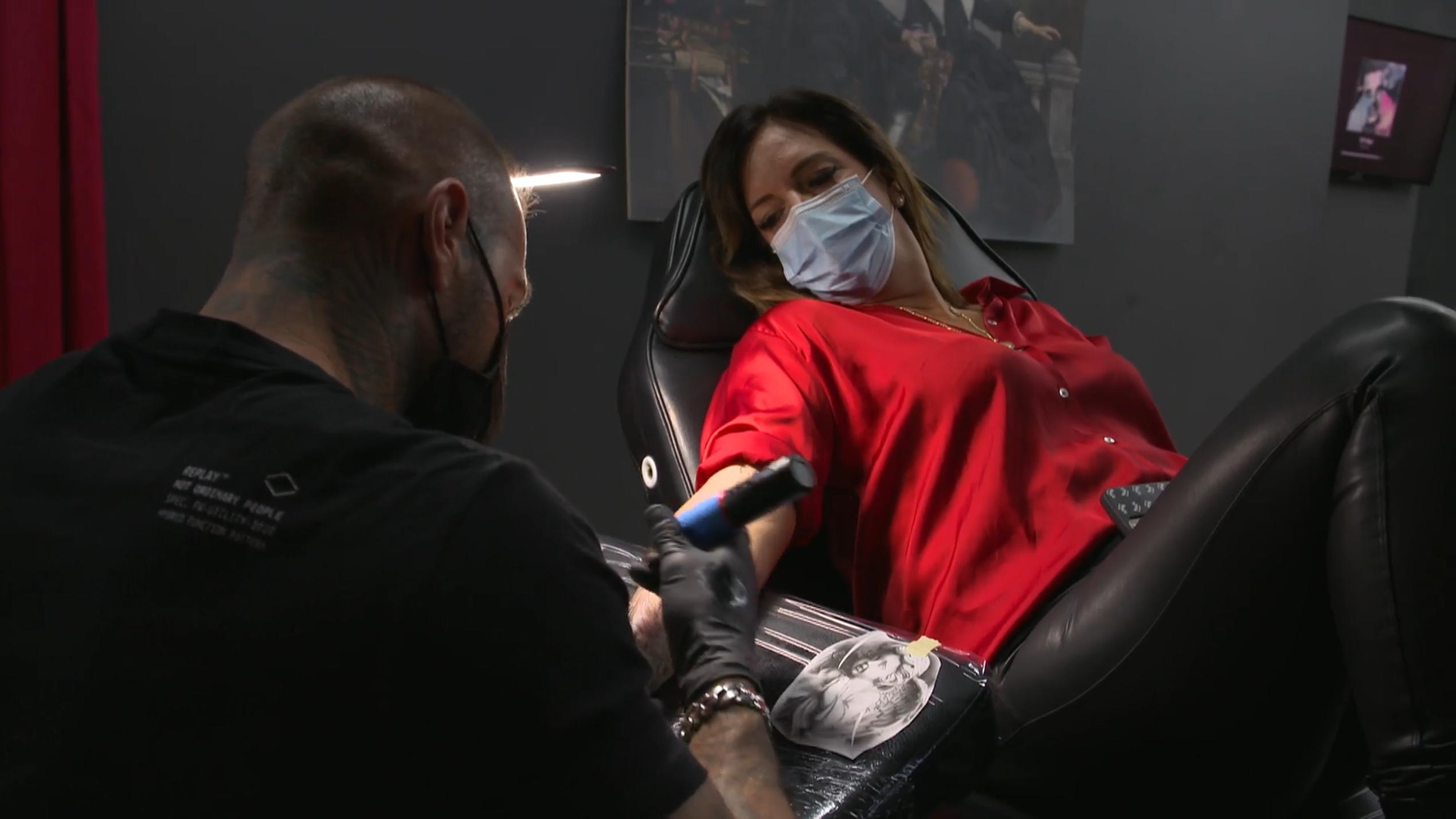 Jens Buchner 49 Mit Diesem Tattoo Will Sich Danni Immer An Ihn Erinnern