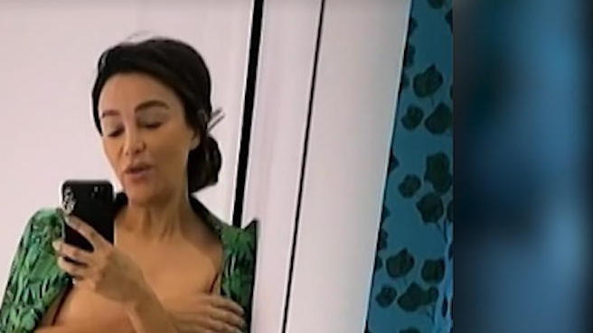 Verona Pooth oben ohne auf Instagram