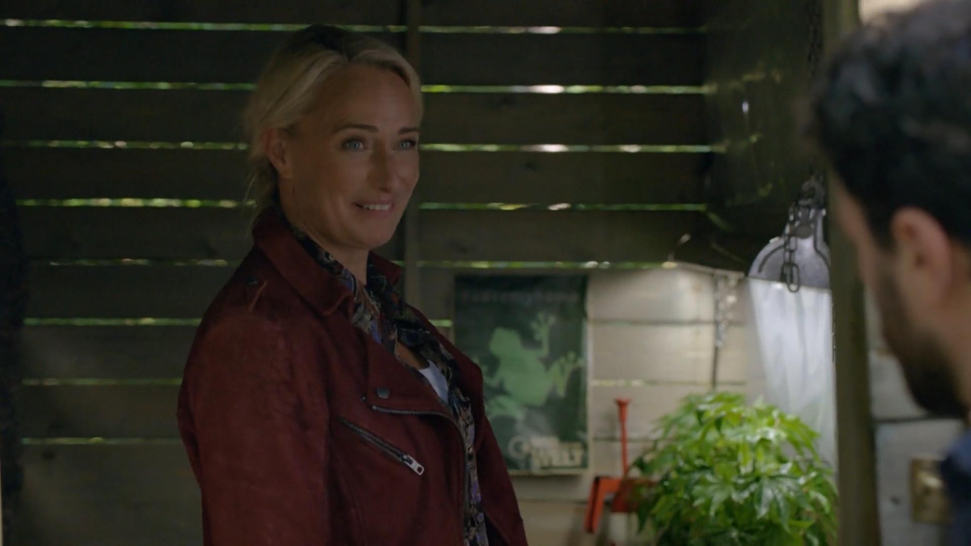 Maren und Tobias finden eine Hanfplantage