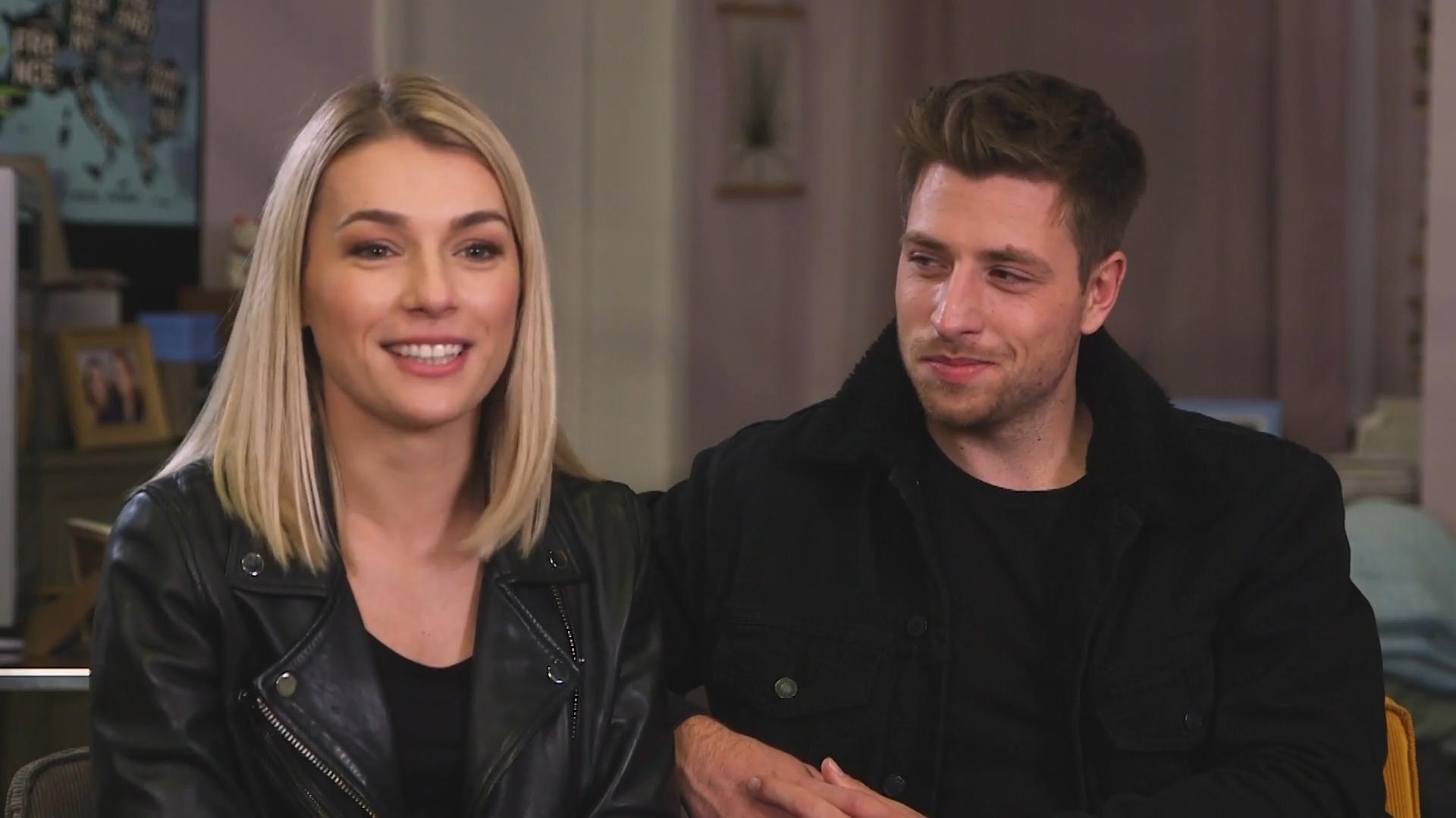 Wie haben Dominik und Karo ihre Liebe geheim gehalten?