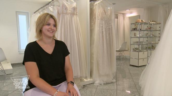 Für ihr Traumkleid wollte Nadine sogar auf den Urlaub verzichten