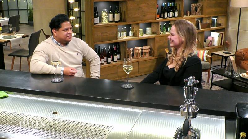 Eine Restaurantleiterin im Restaurant