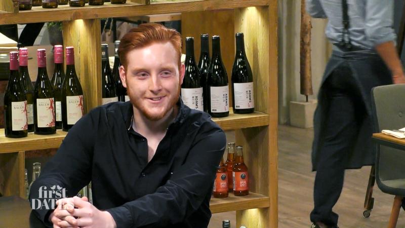 Roland ist begeistert von Leons Haarfarbe