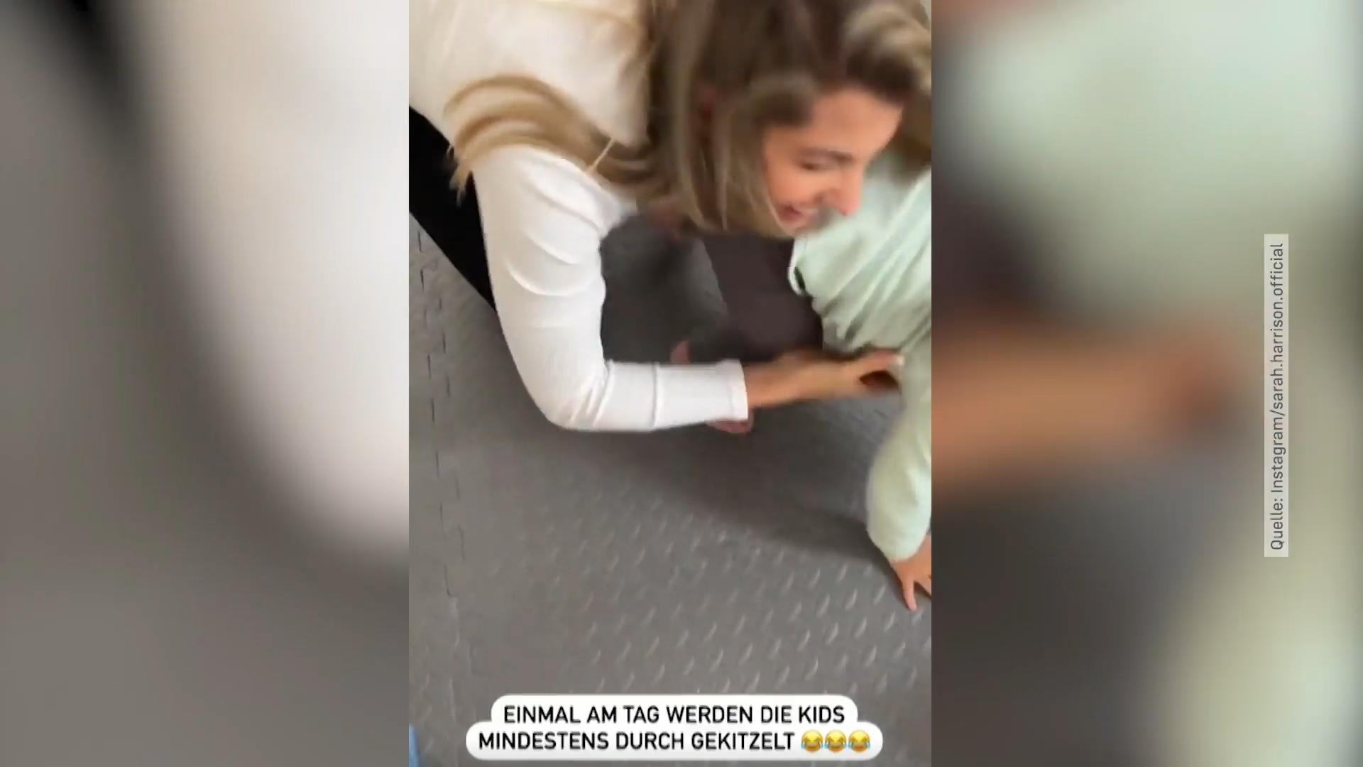 Sarah Harrison äußert sich zur Kitzel-Kritik