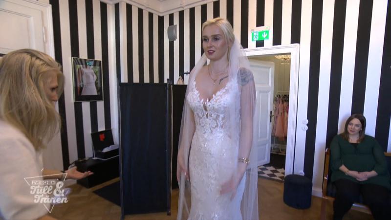 Braut Jennifer hat einen Favoriten