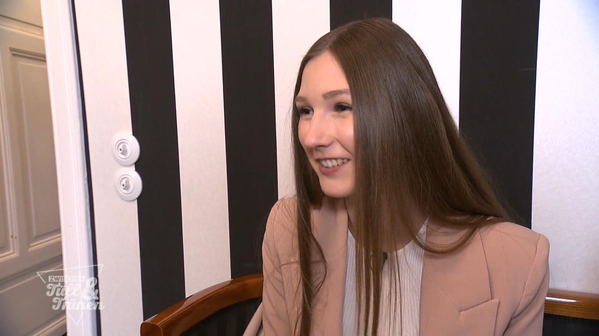 Stephanie hat ungleichmäßige Proportionen