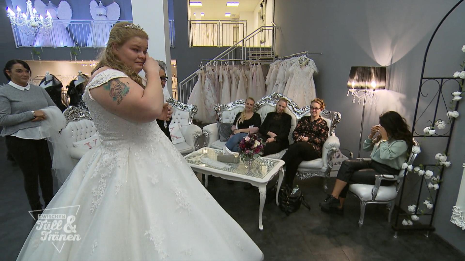 Die Anpobe ist sehr emotional