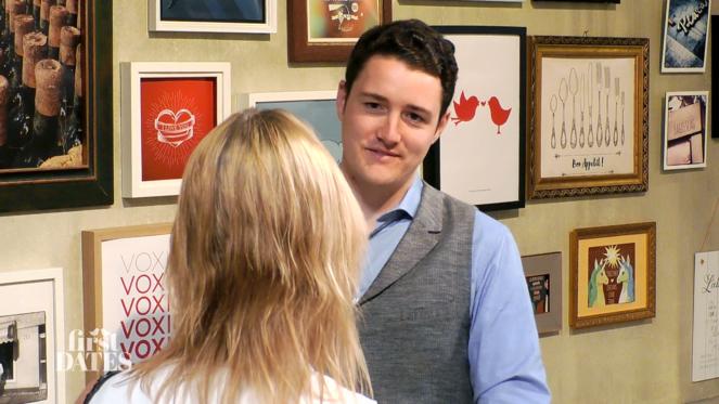 Florian begrüßt sein Date in ungewohnter Rolle