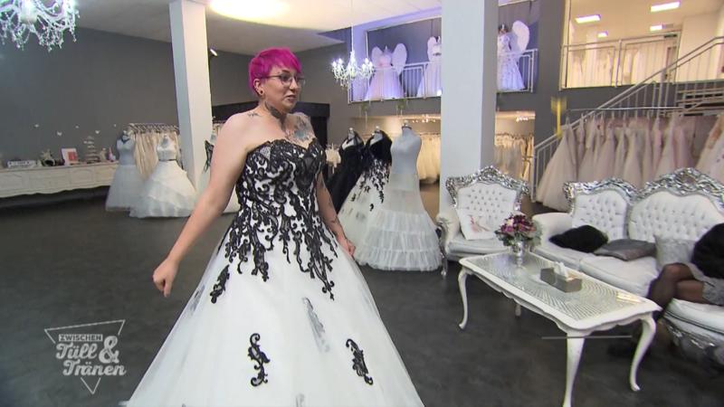 Wird Sandy doch von ihrer Idee abweichen?